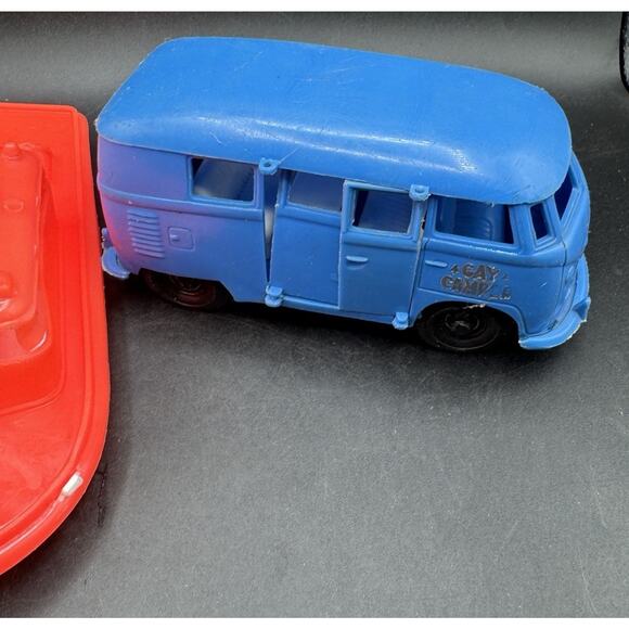 Vintage VW Volkswagen GAY Blue CAMPER Van & Boat GAY TOYS INC -C31 - Picture 3 of 12